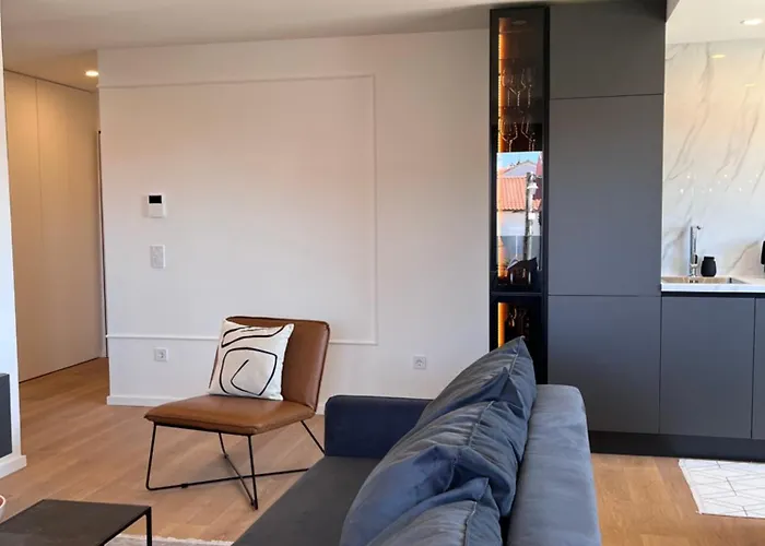 K Luxury Apartment Few Min Walk From The Beach